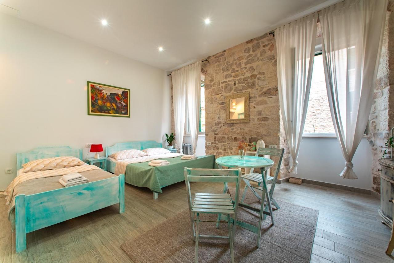 Rooms And Apartments Djanovic Split Luaran gambar